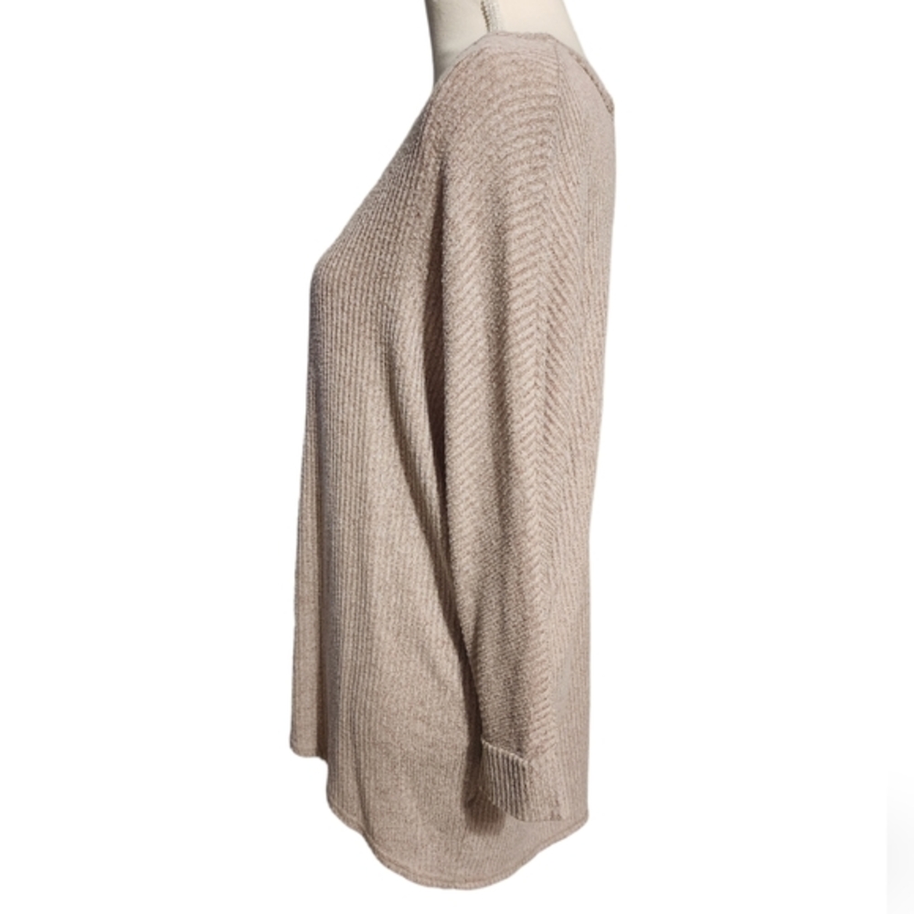 Bke ribbed knit 3/4‎ sleeve cut out back top - Picture 2 of 5